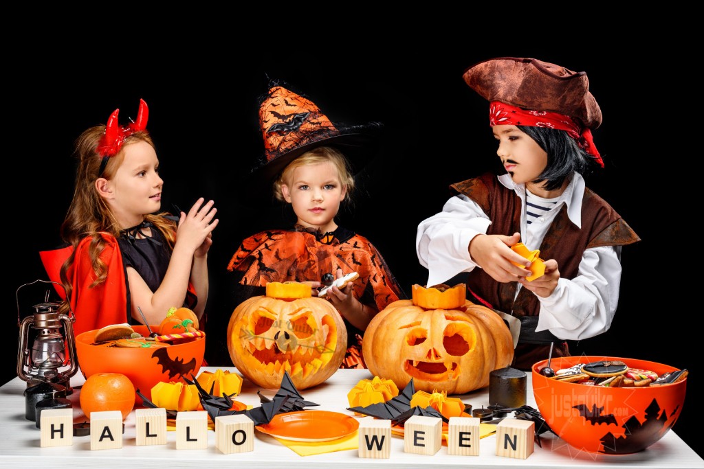 Halloween Day Dress Ideas for School Students